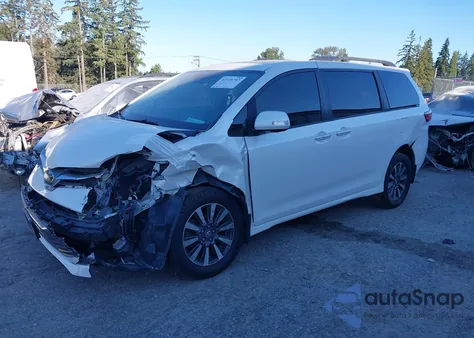 2019 Toyota Sienna Xle 7-Passenger z USA, uszkodzony, nr VIN 5TDDZ3DC2KS211214